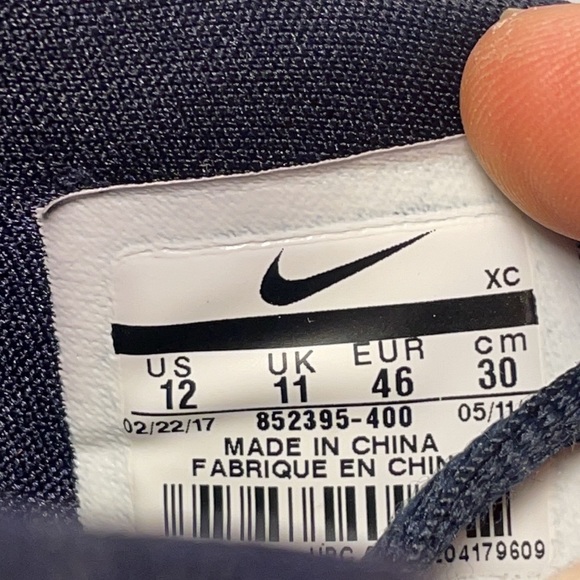 Kyrie 3 size 12 Obsidian/Metallic Gold Summit White - Picture 12 of 12